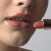 Imagen de LÁPIZ LABIAL BRILLANTE  B04 MYSTERY